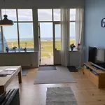 Skaerven Beachfront And Nyborg