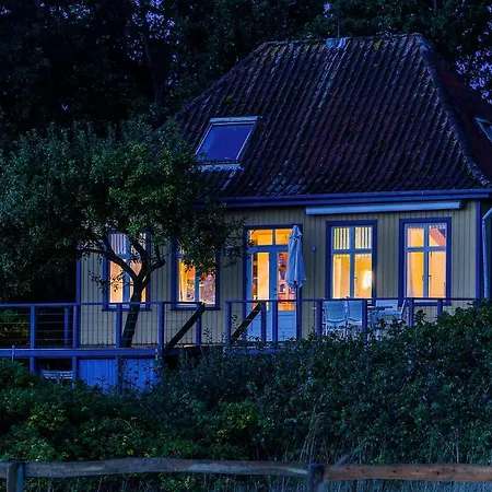 Skaerven Beachfront And Appartement Nyborg