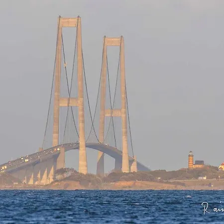 Skaerven Beachfront And Appartement *