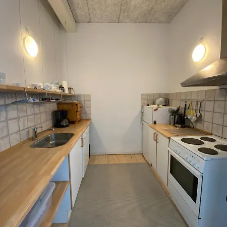 Skaerven Beachfront And Διαμέρισμα *