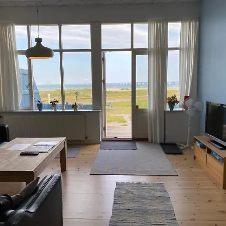 Skaerven Beachfront And