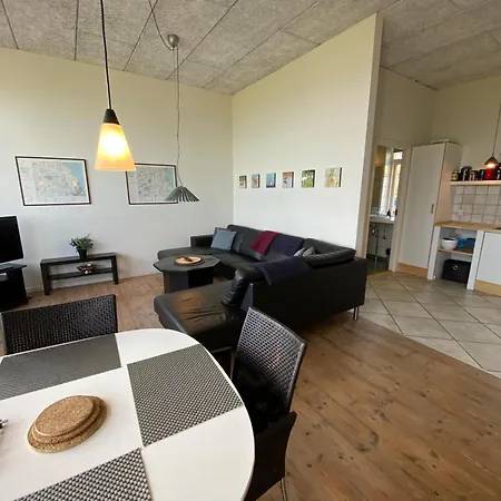 Appartement Skaerven Beachfront And *
