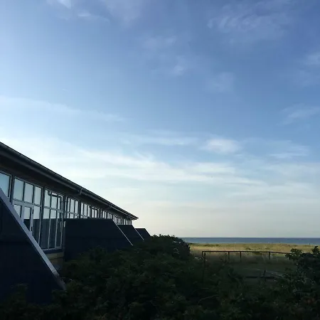 Skaerven Beachfront And