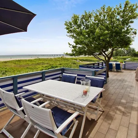 Skaerven Beachfront And Apartment *
